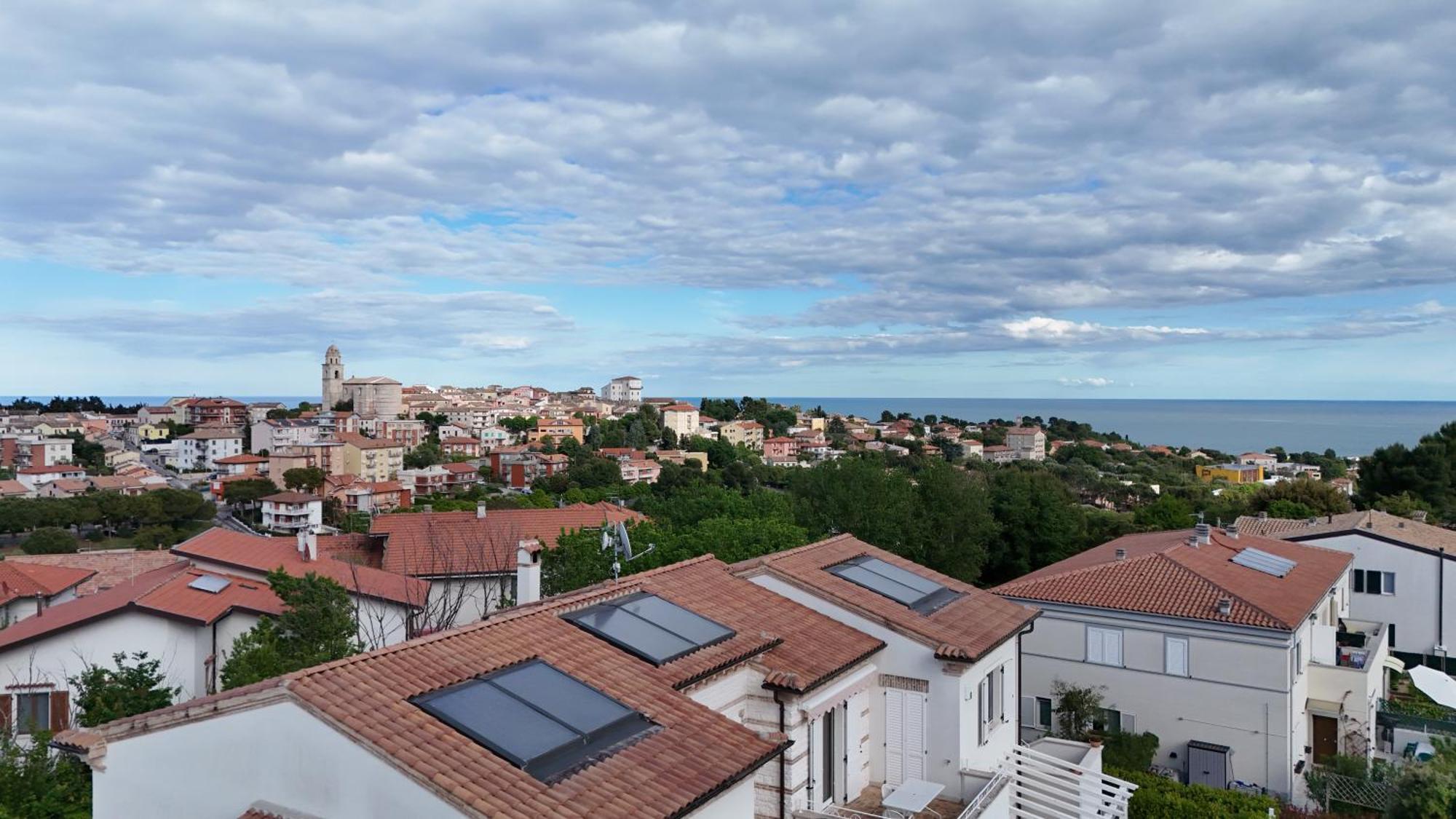 Apartment S023 - Sirolo, Magnifico Trilocale Design Con Terrazzo